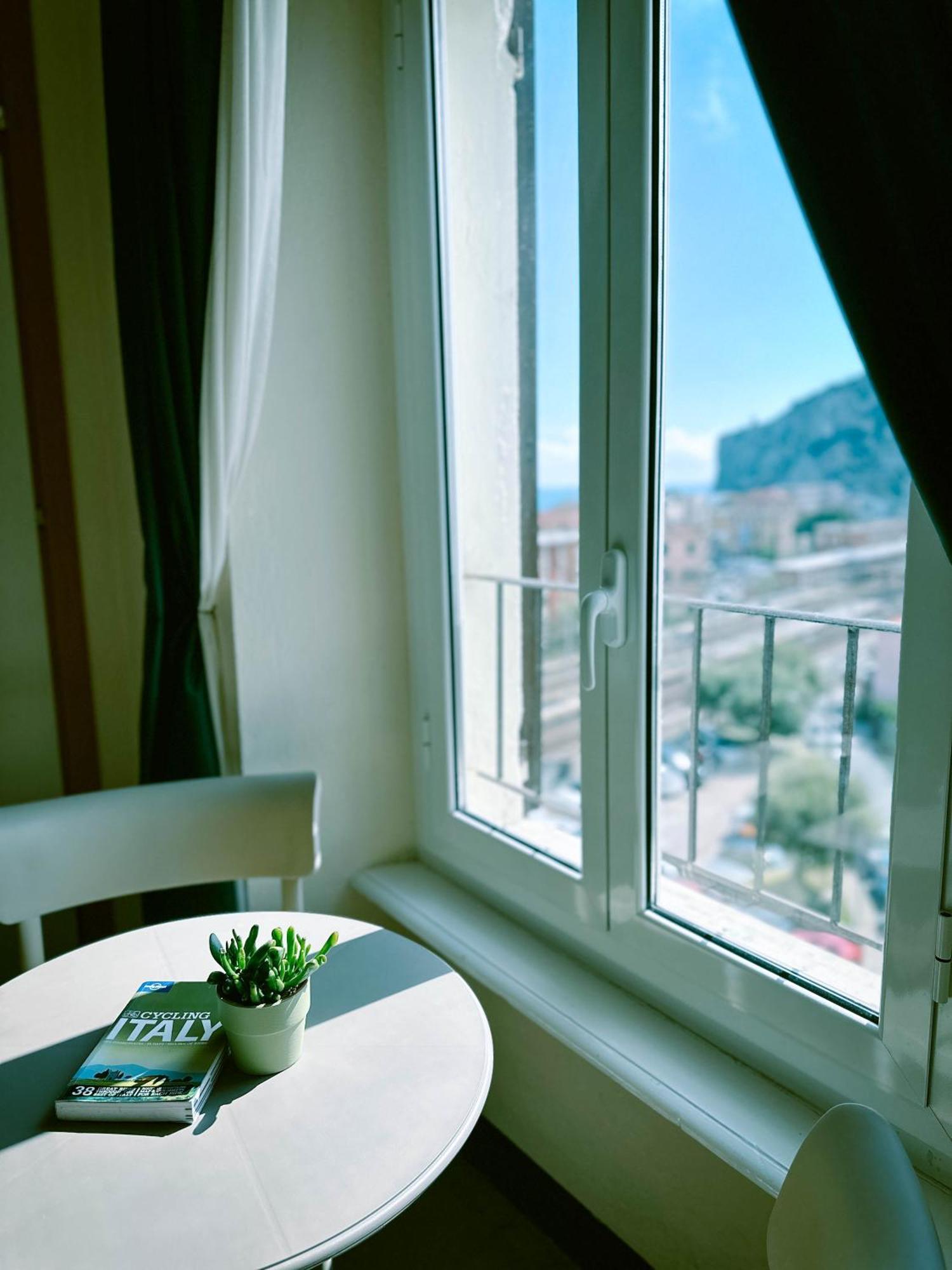 By 3* Finale Ligure
